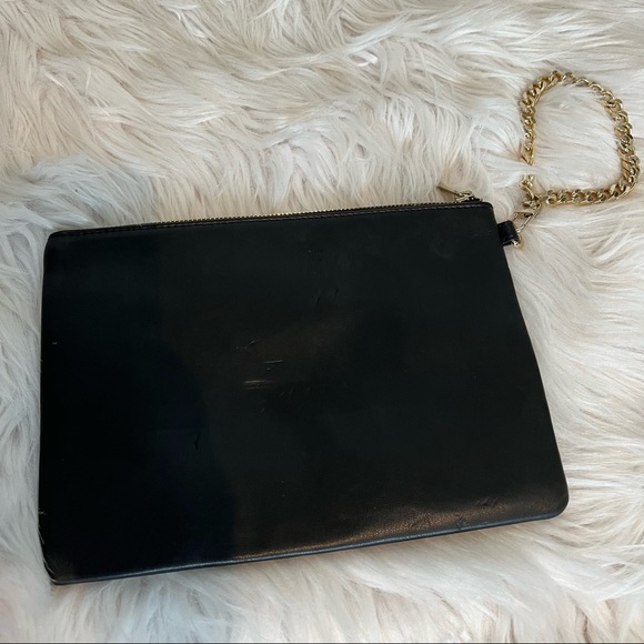 Express Oversized Black clutch/wristlet - Picture 2 of 8